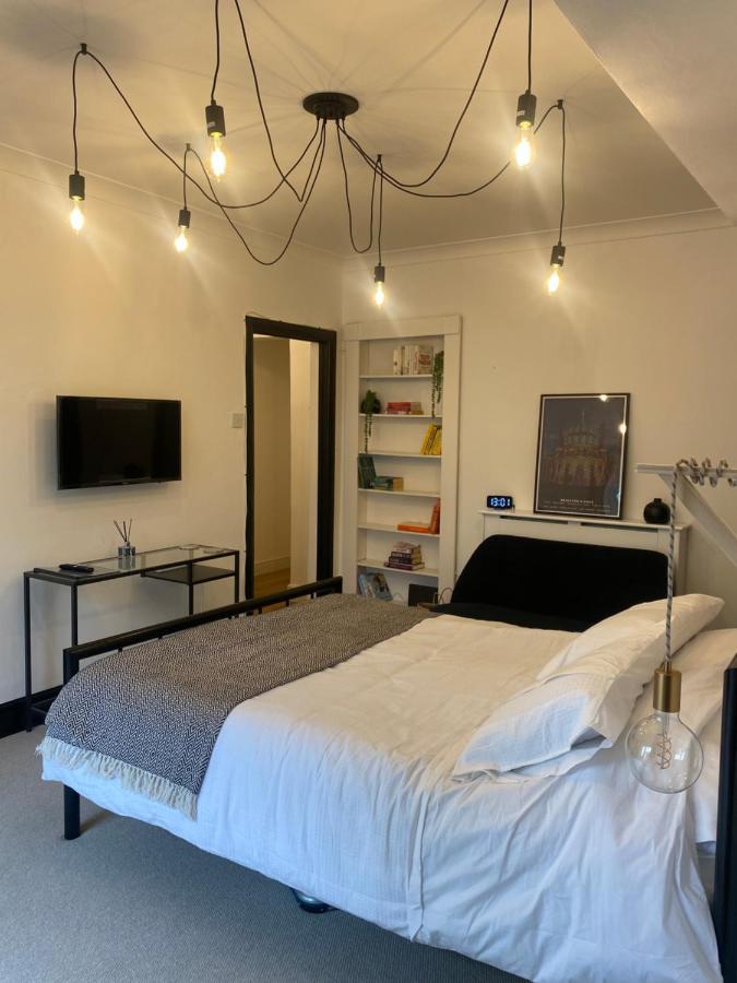 Stylish Central Basement Studio, With Outdoor Space Μπράιτον Εξωτερικό φωτογραφία
